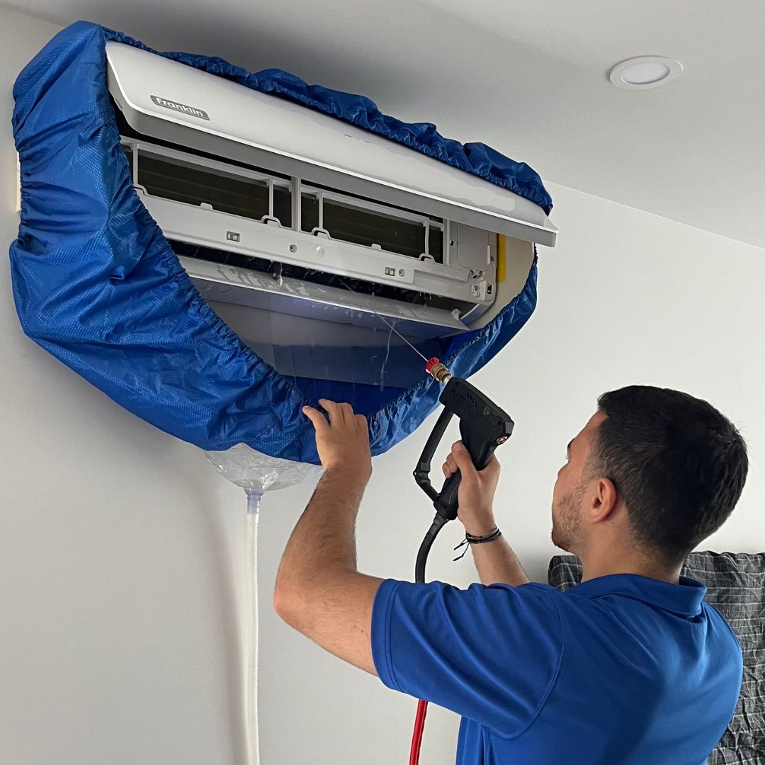 STANDARD SPLIT SYSTEM CLEAN & SANITISE